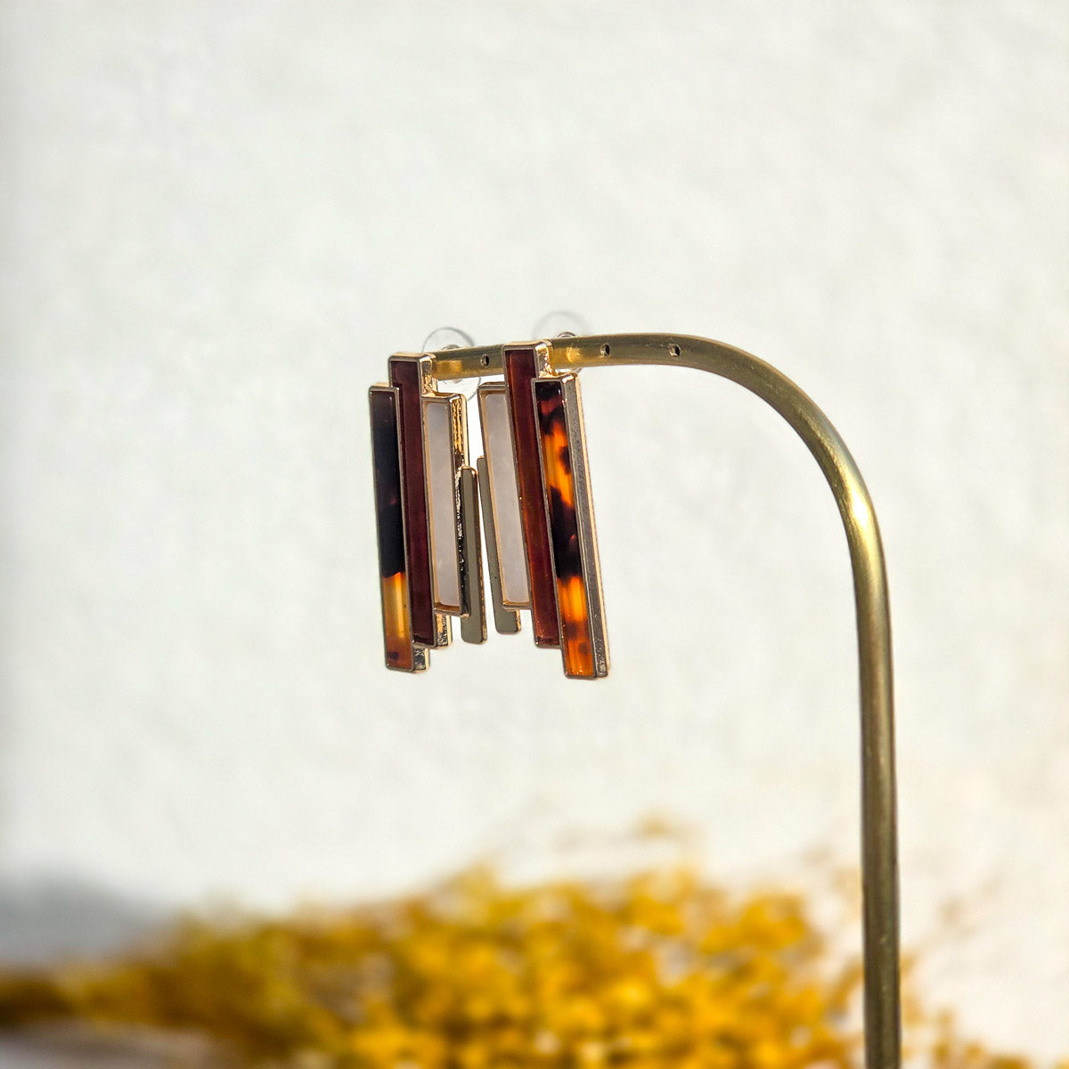 KPE-2001 Bal Rengi Linear Art Deco Geometrik Küpe