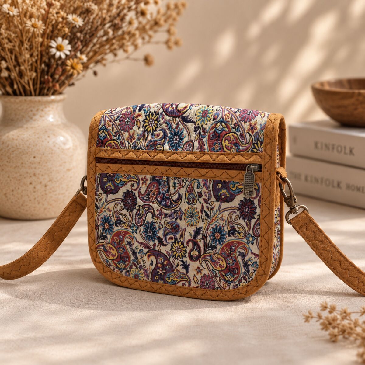 CNT-6026 Krem Taba Paisley Desenli Goblen Omuz Çantası | Eos Kolektif - EOS Kolektif