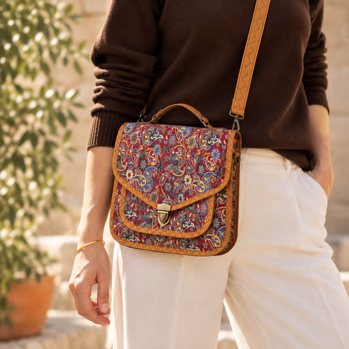 CNT-6032 Taba Kırmızı Paisley Desenli Goblen Kulplu Postacı Çanta | Eos Kolektif - EOS Kolektif