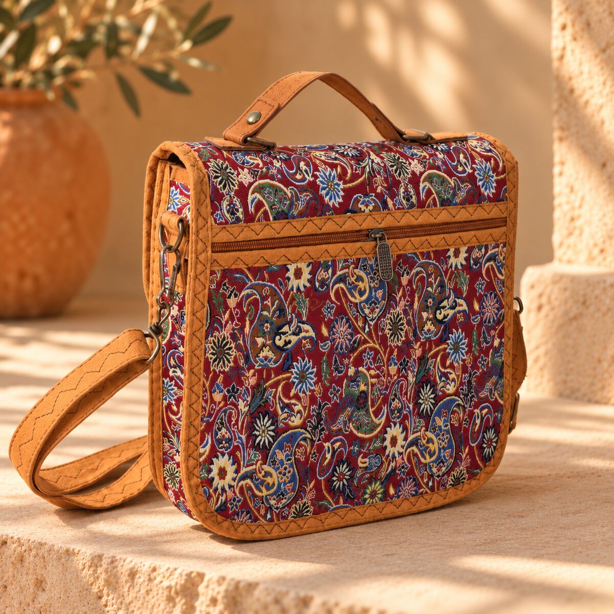 CNT-6032 Taba Kırmızı Paisley Desenli Goblen Kulplu Postacı Çanta | Eos Kolektif - EOS Kolektif