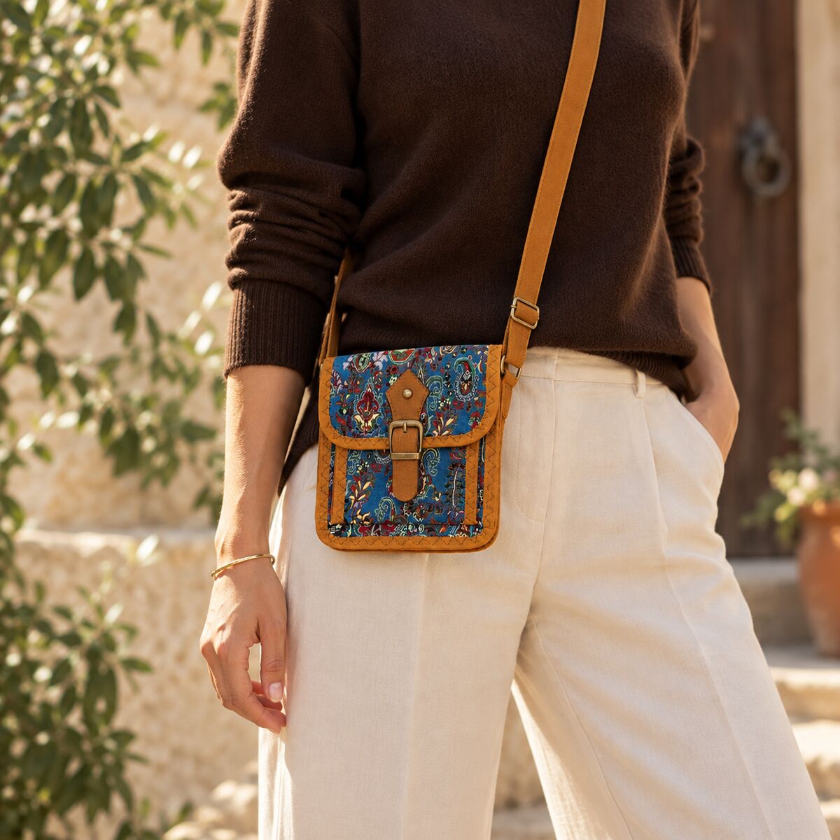 CNT-6042 Taba Mavi Paisley Desenli Goblen Kemer Detaylı Mini Çapraz Çanta | Eos Kolektif - EOS Kolektif
