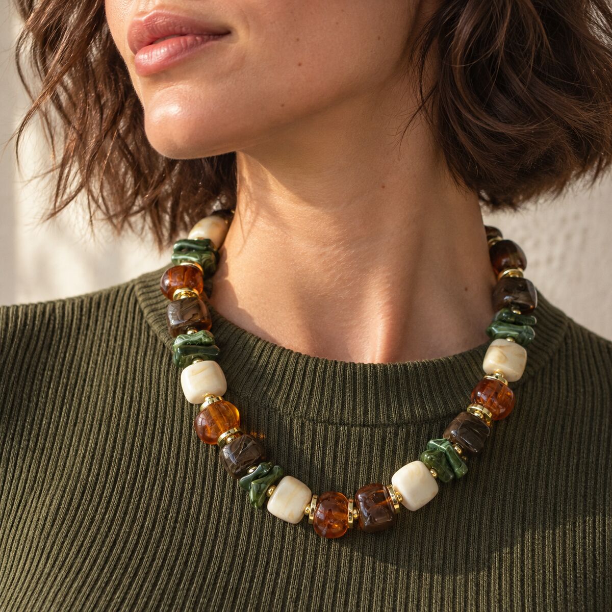 KLY-1075 Amber ve Zeytin Yeşili İri Boncuklu Chunky Kolye | Eos Kolektif