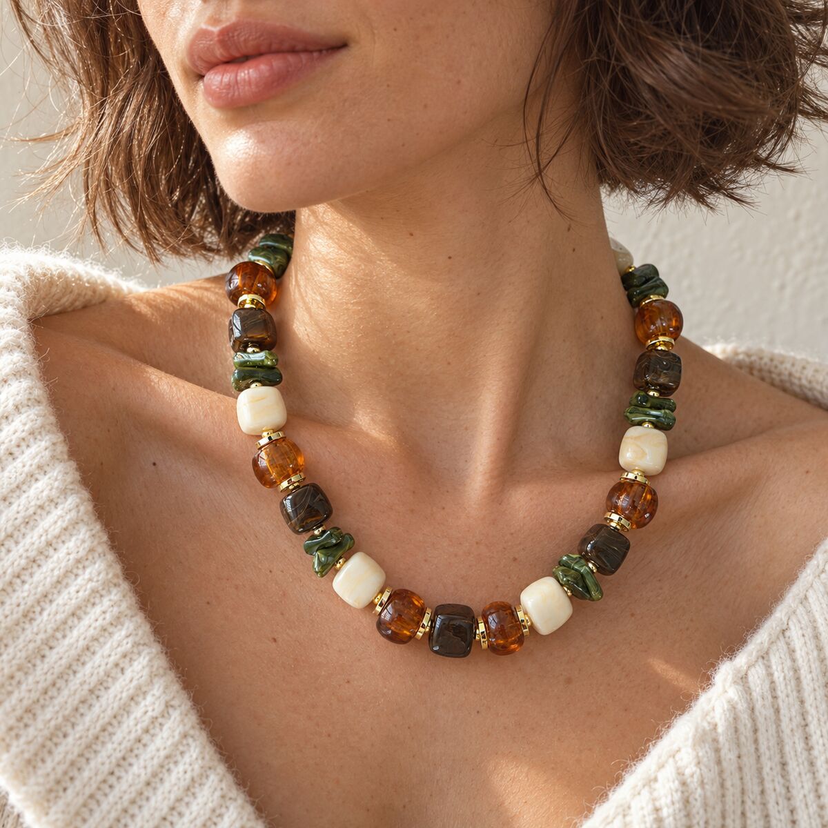 KLY-1075 Amber ve Zeytin Yeşili İri Boncuklu Chunky Kolye | Eos Kolektif