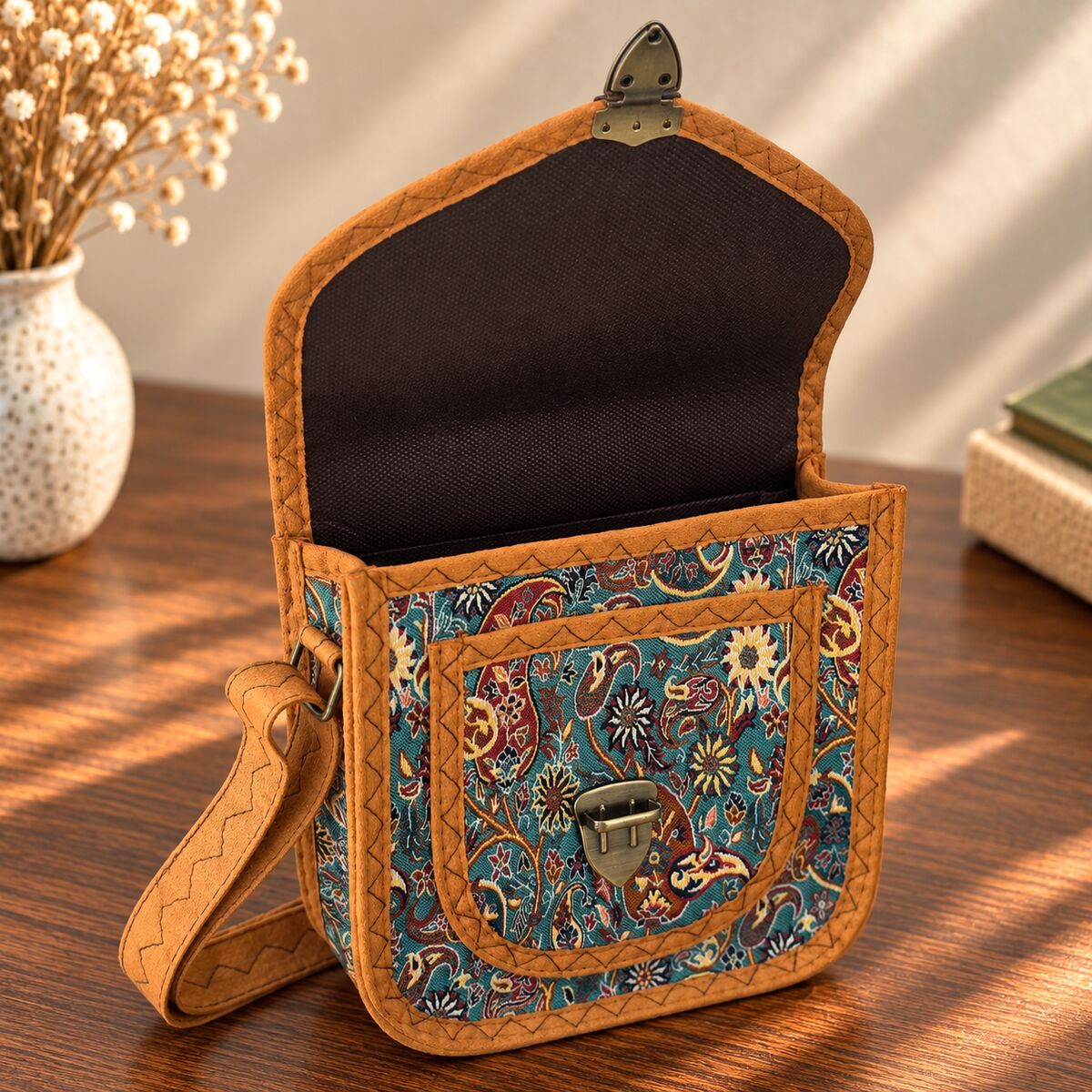 CNT-6040 Taba Mavi Paisley Desenli Goblen Küçük Boy Postacı Çanta | Eos Kolektif